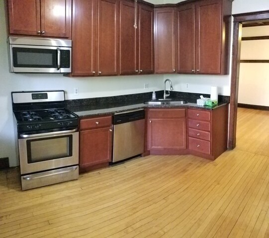 Primary Photo - 640 W Grace St