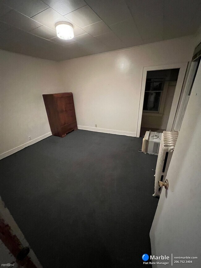 Building Photo - 2 br, 1 bath House - 19 State Street Apt 5