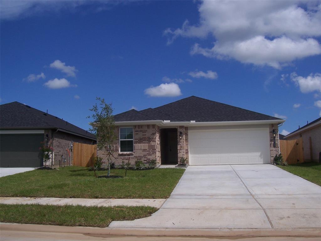 Foto principal - 5015 Rosevine Way