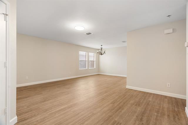 Building Photo - 1320 Lamar Ln