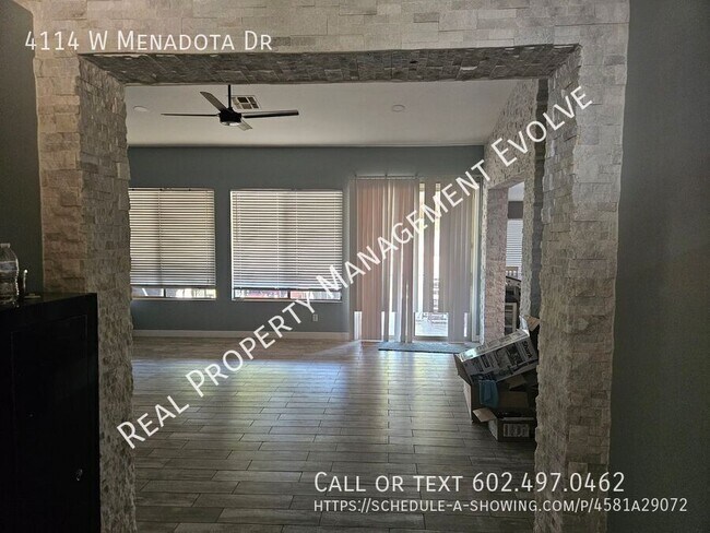 Foto del edificio - POOL & LANDSCAPE MAINTENANCE INCLUDED!