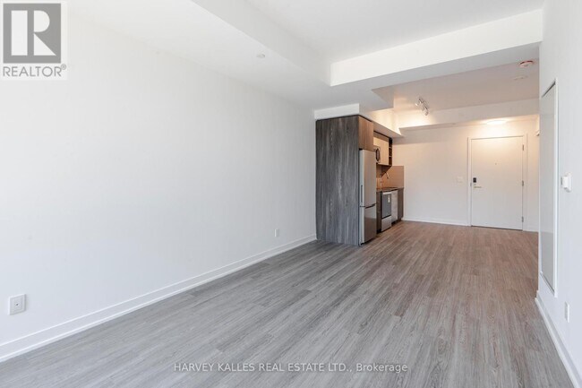 Photo du bâtiment - 94-494 Eastdale Ave