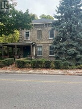 Building Photo - 611-611 Talbot St