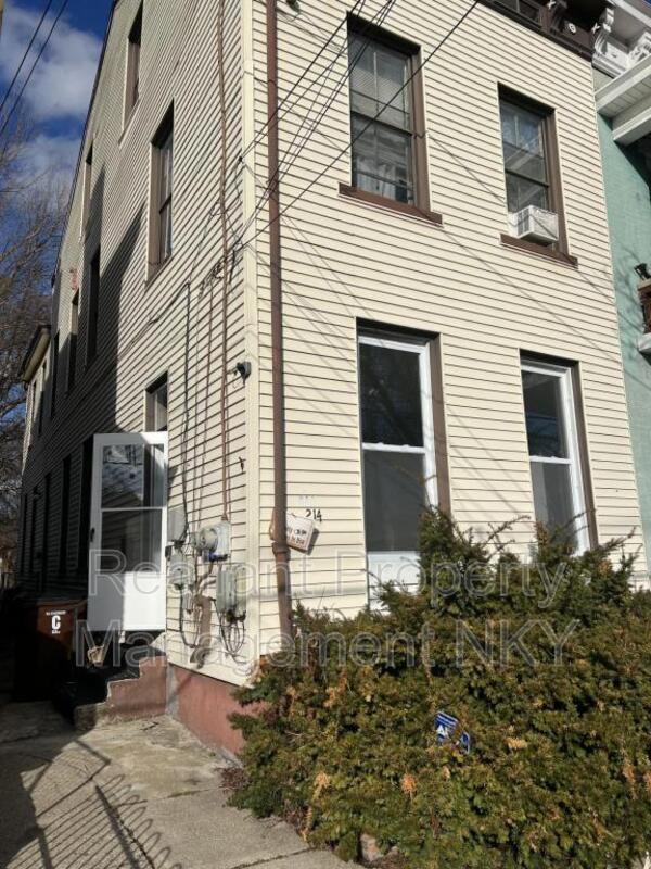 214 W 15th St, Covington, KY 41011 House Rental in Covington, KY