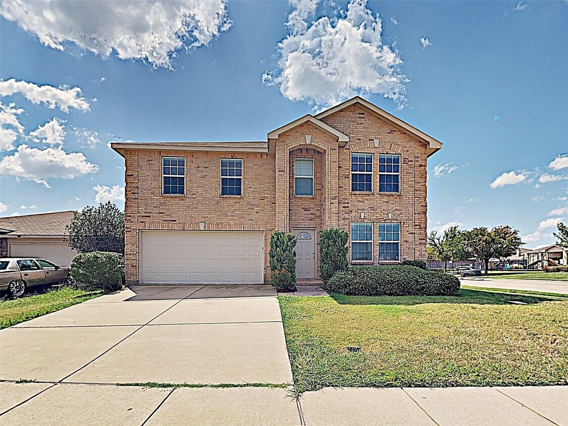 Primary Photo - COMING SOON! Captivating Corner Lot in Poy...
