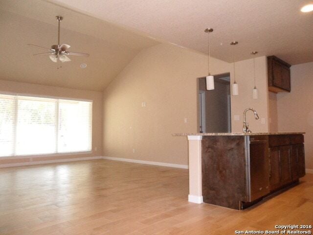 Building Photo - 606 Mockingbird Cove