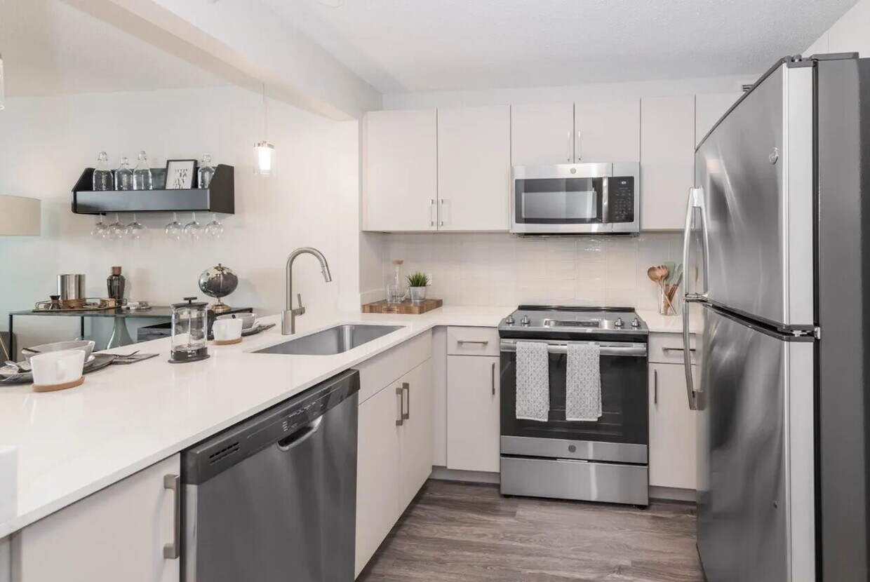 Foto principal - 189 N Harbor Dr