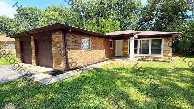 WEST SIDE UPDATED 4 BEDROOM AVAILABLE TODAY! - WEST SIDE UPDATED 4 BEDROOM AVAILABLE TODAY!