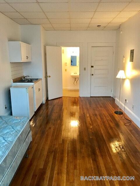 Foto del edificio - 854 Beacon St