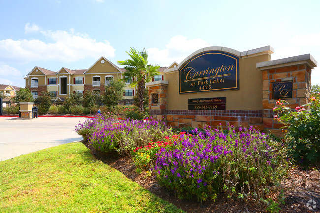 Building Photo - Carrington at Park Lakes