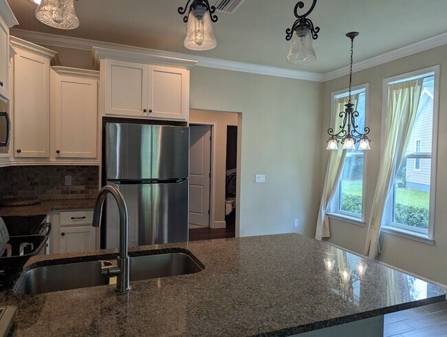 Foto del edificio - Townsend - 3 Bed 3 Bath Townhome