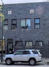 Building Photo - 533 N Ashland Ave
