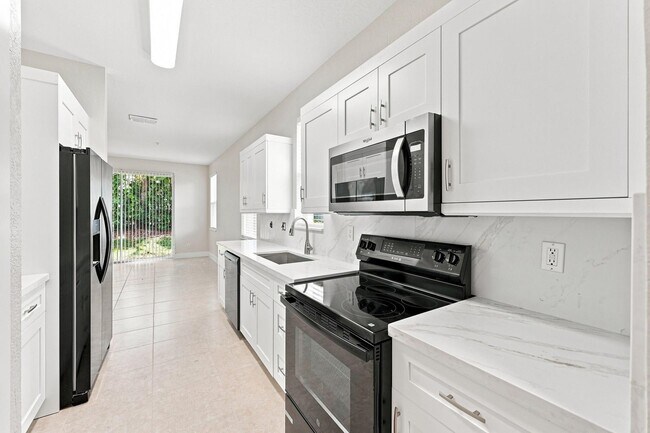 Foto del edificio - 813 Pipers Cay Dr