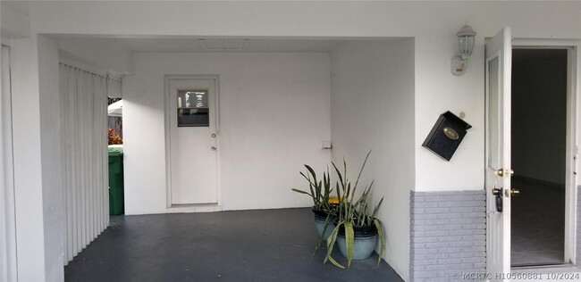 Building Photo - 2721 NW 55th St