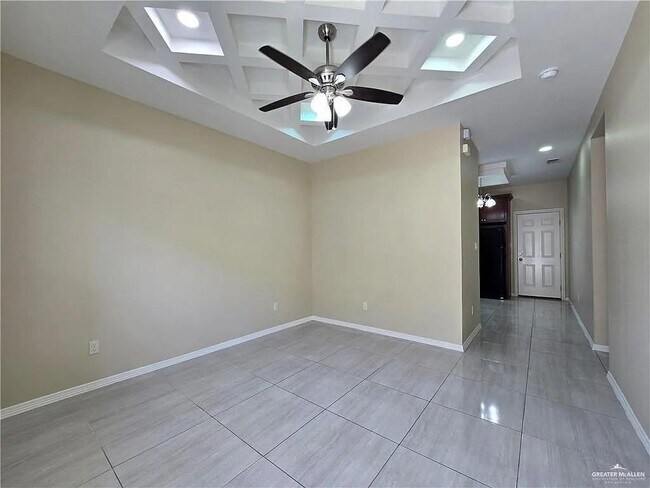 Foto del edificio - 2806 E Eisenhower Ave
