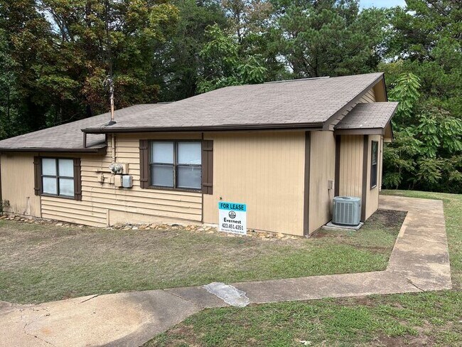 Foto del edificio - 8857 Millard Lee Ln