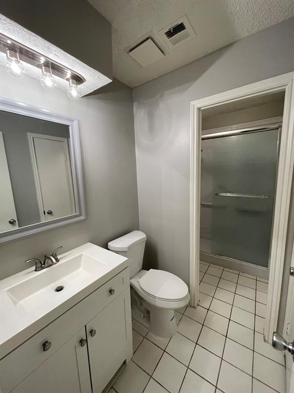 Building Photo - 5003 Spring Forest Dr