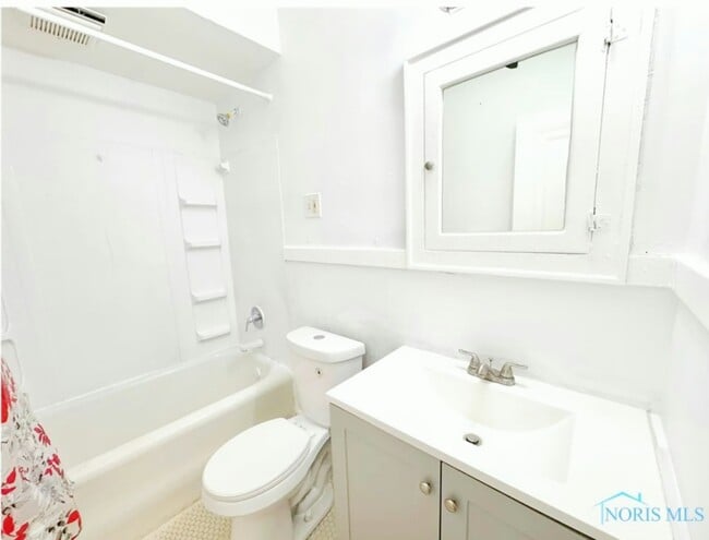 Foto del edificio - 2149 Alvin St