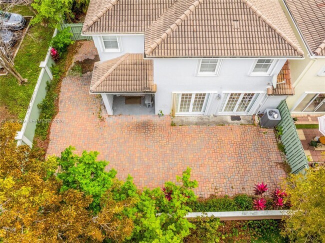 Foto del edificio - 200 SW 87th Path