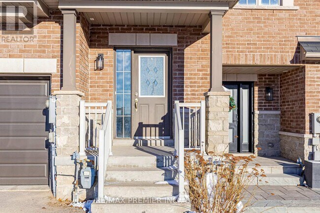 Building Photo - 68 Zachary Pl