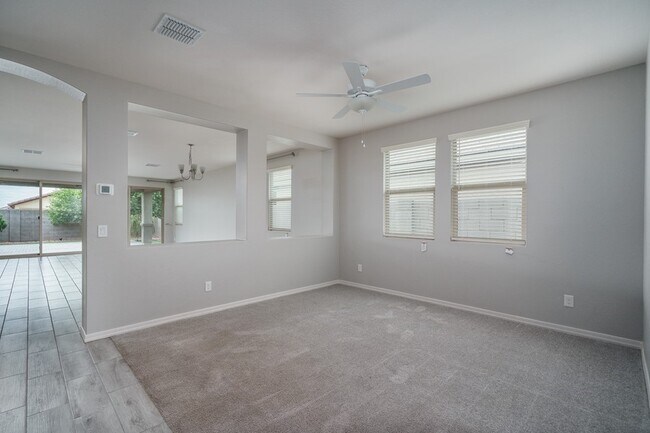 Foto del edificio - CHARMING HOME IN FULTON HOMES ESCALANTE!