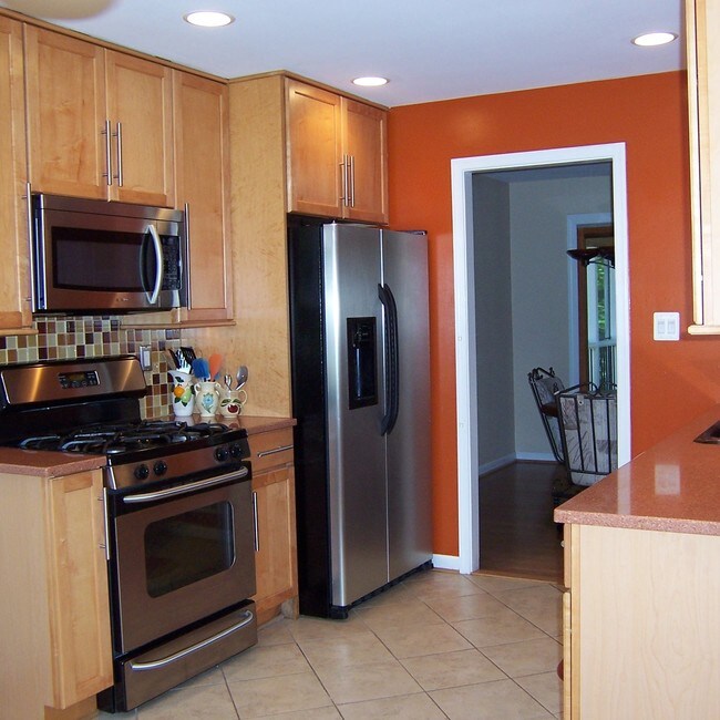 Building Photo - 7839 Godolphin Dr