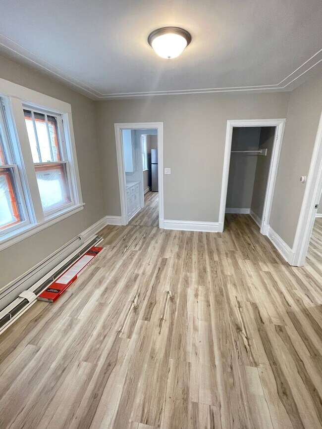 Foto del edificio - 611 E 6th St