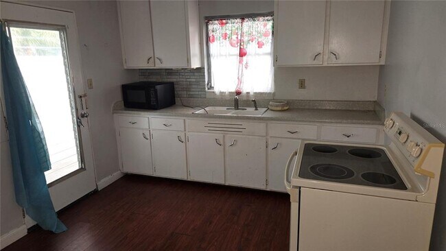 Foto del edificio - 315 Shore Rd