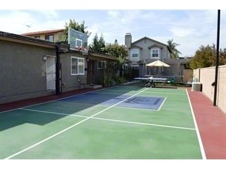Basketball Court - 3862 Green Ave