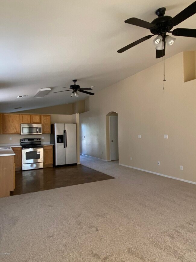 13601 N 129th Dr, El Mirage, AZ 85335 House for Rent in El Mirage, AZ