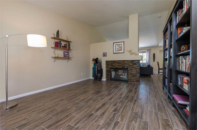 Building Photo - Charming 3-Bedroom Home in Prime Rock Cree...