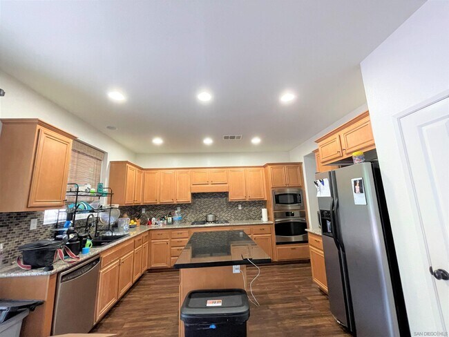 Building Photo - 1078 Augusta Cir