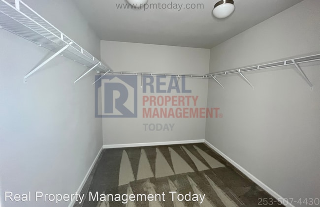 Foto del edificio - 3 br, 2.5 bath House - 5013 Andrew St. SE