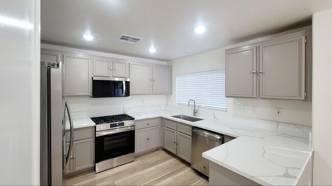 Foto del edificio - 9507 Brewing Cloud Ave