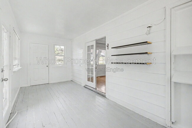 Building Photo - 5605 W 17th Ave