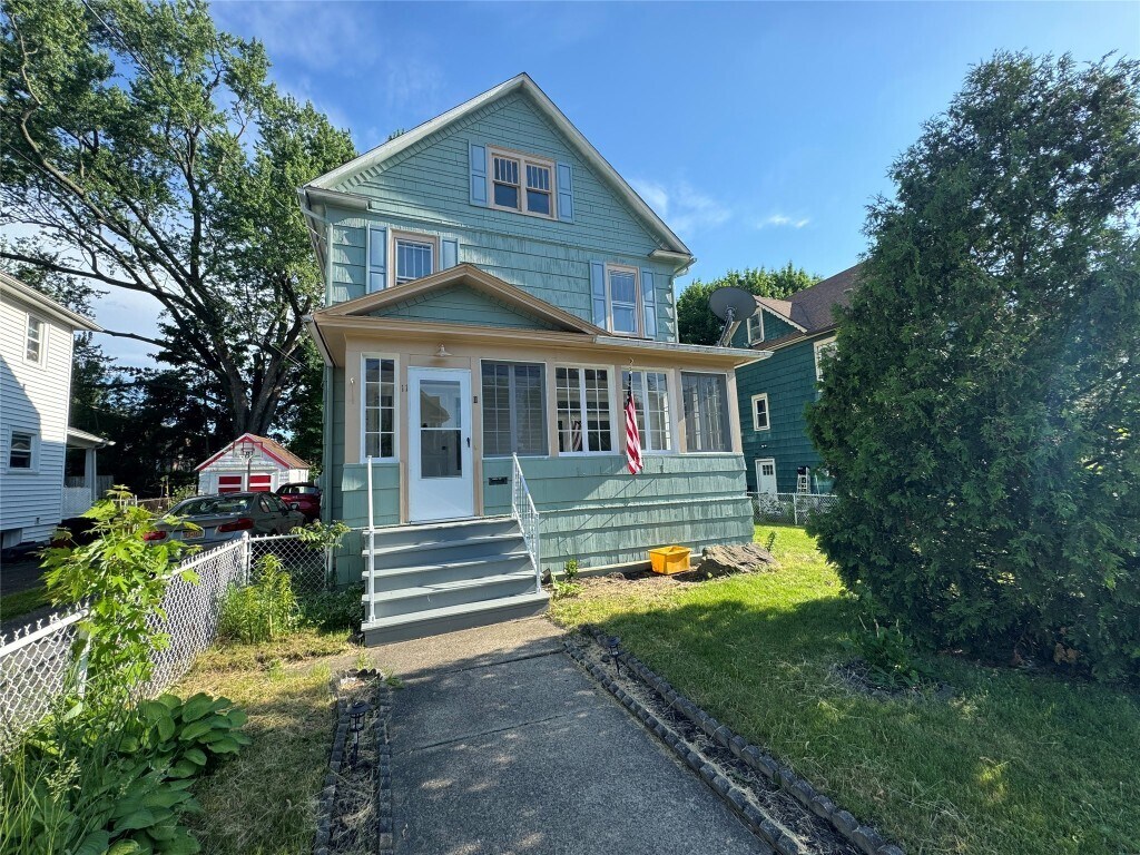 Primary Photo - 11 Mildred Ave