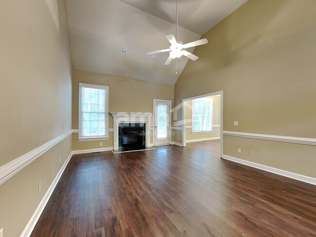 Foto del edificio - 1100 Secotan Pl