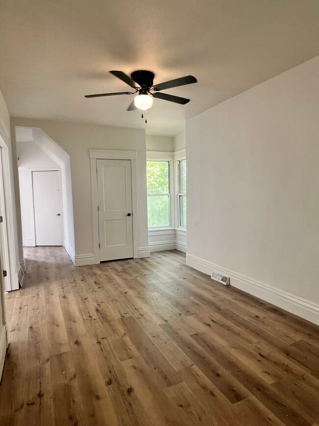 Living room - 439 S Parker Dr