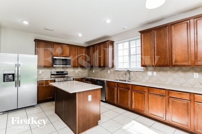 Building Photo - 12302 Lawson Creek Dr