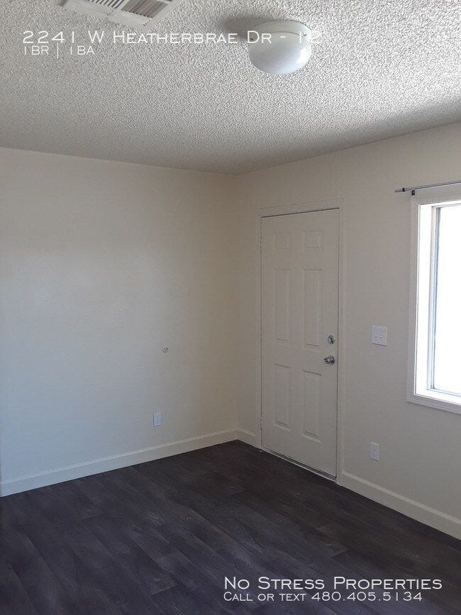Building Photo - 2241 W Heatherbrae Dr
