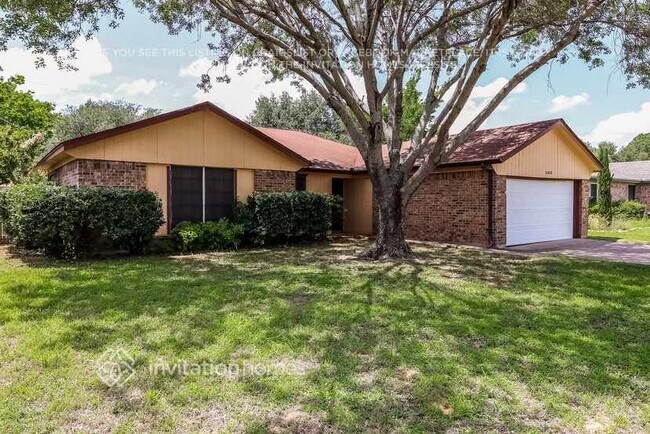 Foto del edificio - 6408 Big Springs Dr