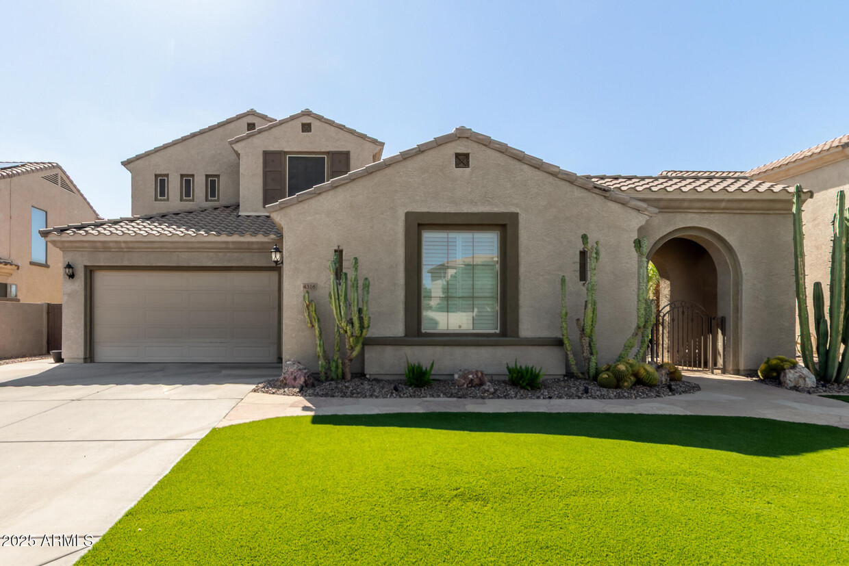 Foto principal - 4316 S Summit St