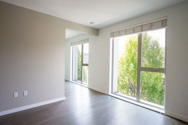 Foto del edificio - 2nd Floor Modern & Sleek 1Bdr w/ 1 MONTH FREE RENT!
