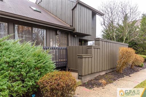 Building Photo - 272 Westgate Dr