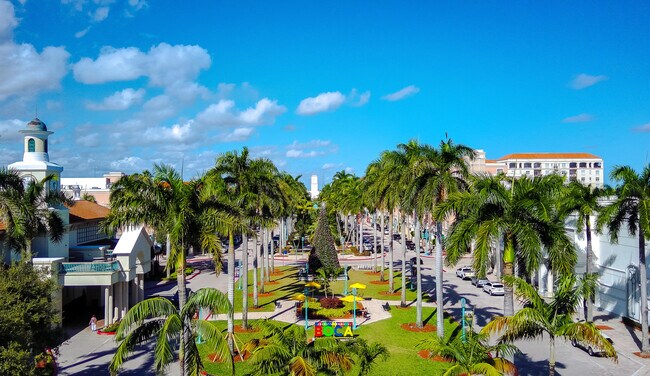 Foto del edificio - 364 E Palmetto Park Rd