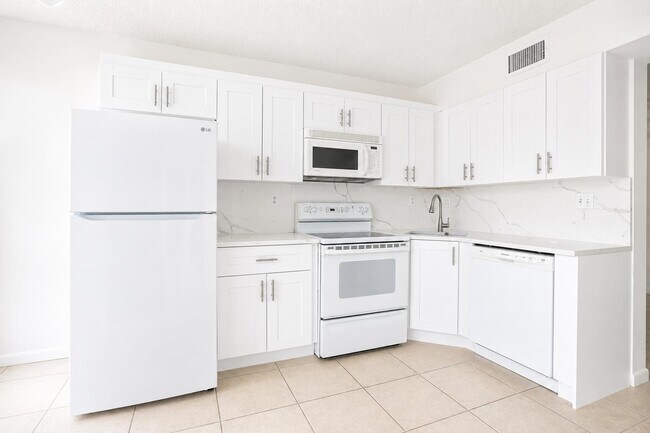 Foto del edificio - 5910 Morningstar Cir