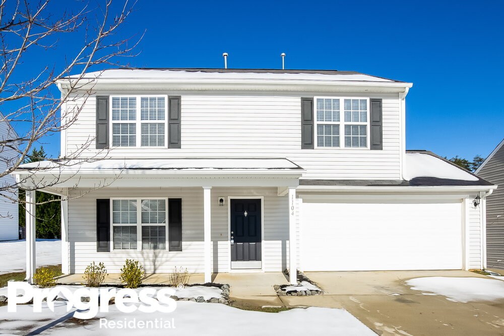 1104 Vistalite Ln, Dallas, NC 28034 House Rental in Dallas, NC