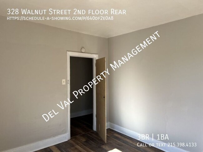 Building Photo - Spacious 2nd fl apartment with Private Ent...