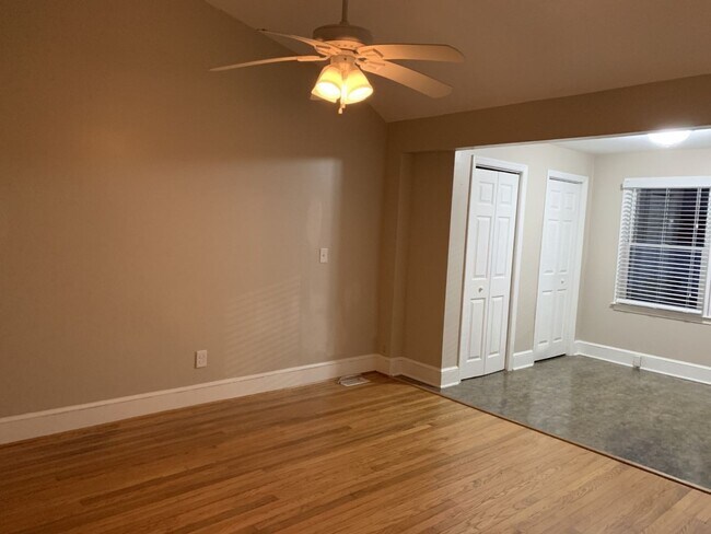 Foto del edificio - Newly renovated home in NW Greensboro !!