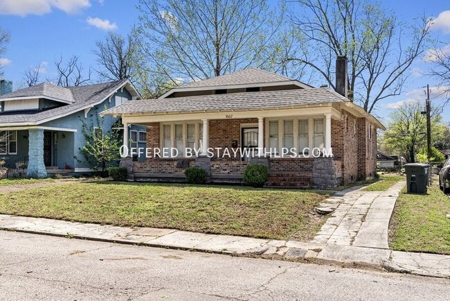 Photo - 1667 Foster Ave House